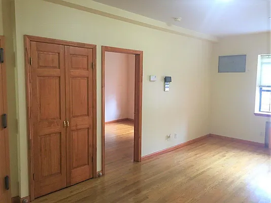 Rented by Sophie Bednarczyk | media 9