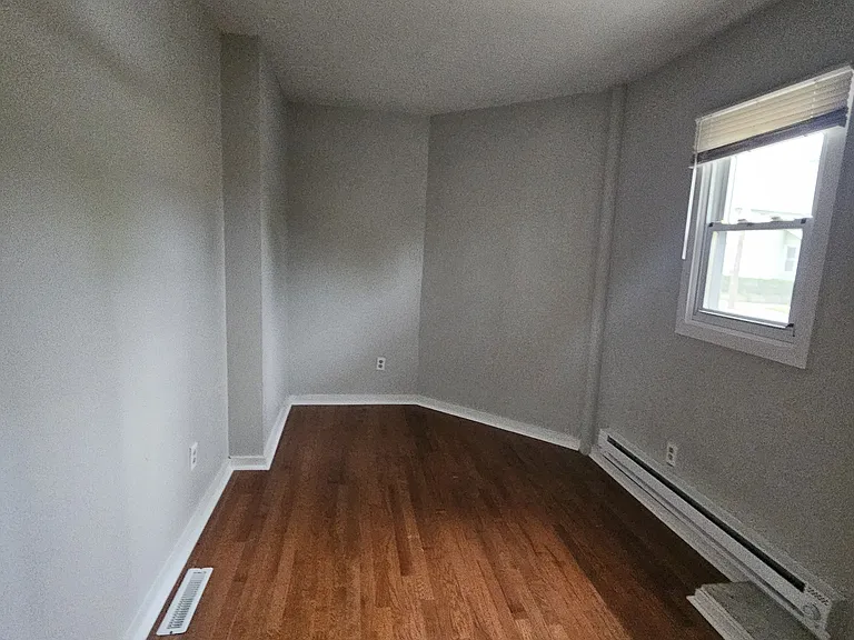 341 Peck St #3A — Photo 8