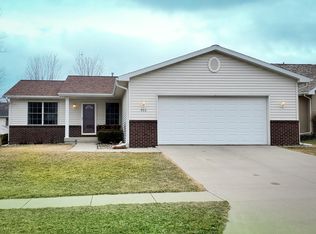 903 Miller Ave, Ames, IA 50014