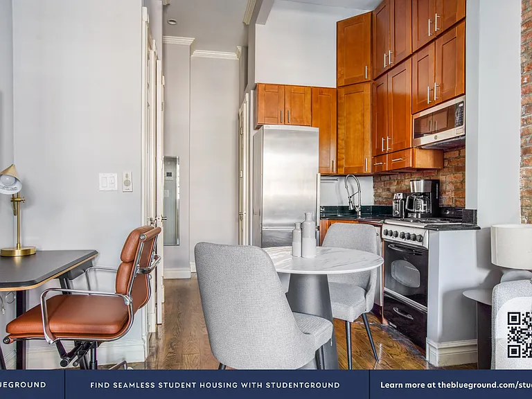 234 W 14th St #3E — Photo 6