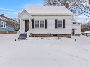 11 Rochester St, Auburn, NY 13021