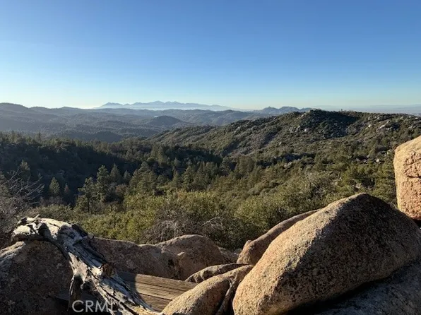 0 Bobcat Rd, Green Valley Lake, CA 92341