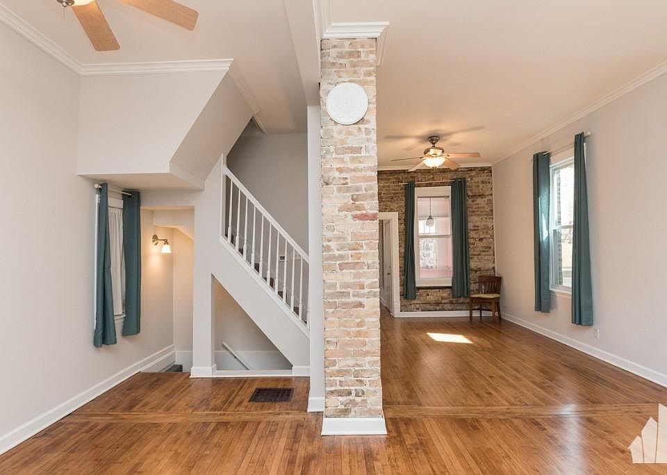 1st image of 2556 W Haddon Ave #H