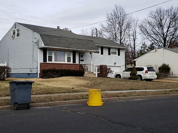 3rd image of 3903 Remington Ave