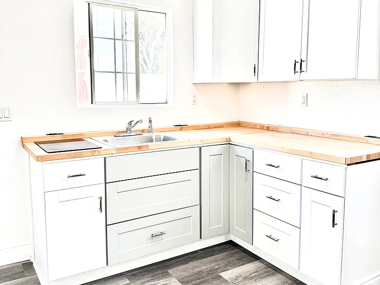 525 Sycamore Pl — Photo 11