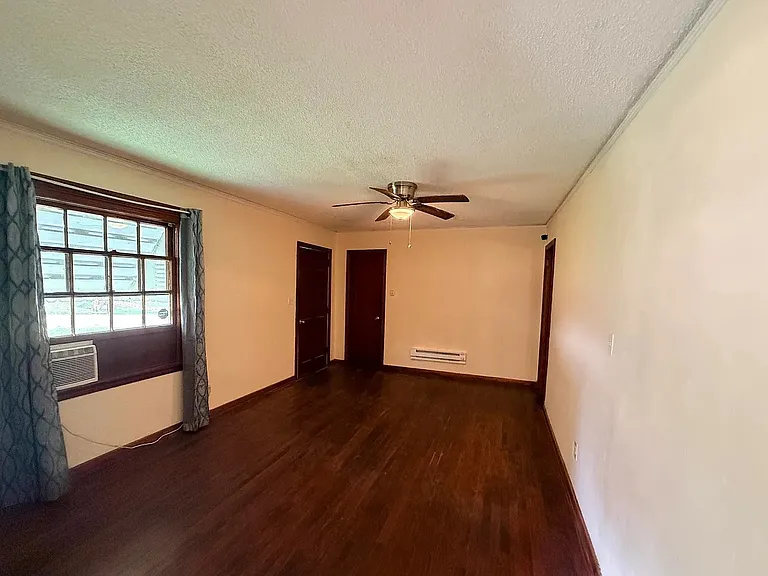 3148 Sylvester Dr — Photo 12