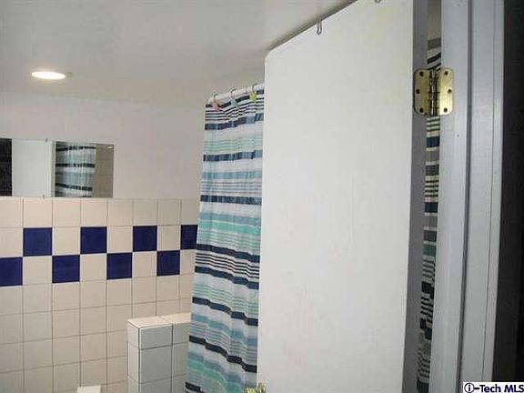 5th image of 3931 Liberty Ave