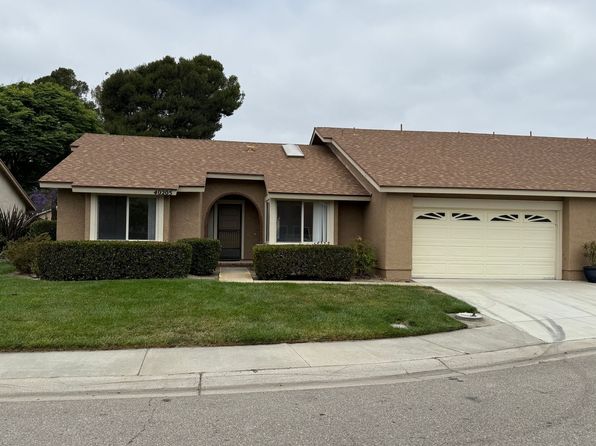 40205 Village 40