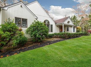 51 Timberpoint Dr, Northport, NY 11768