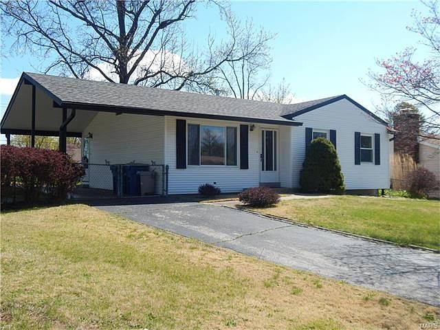 1st image of 3 Sungrove Dr