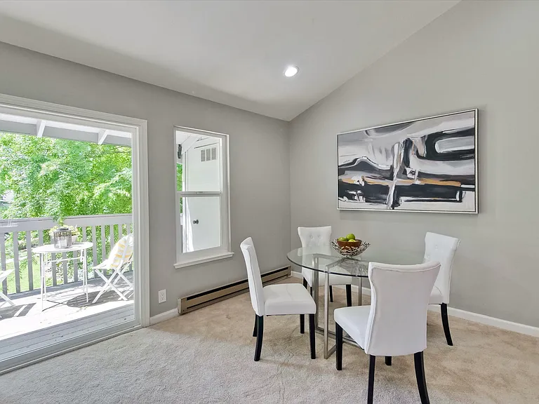 2258 Almaden Rd #B — Photo 13