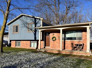 6231 Hiawatha Rd, Hamburg Twp, MI 48189