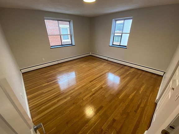5th image of 230B Babcock St #4G