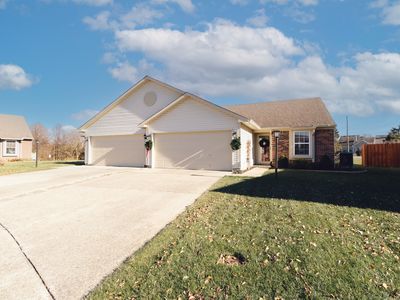7221 Broyles Ln, Indianapolis, IN, 46217