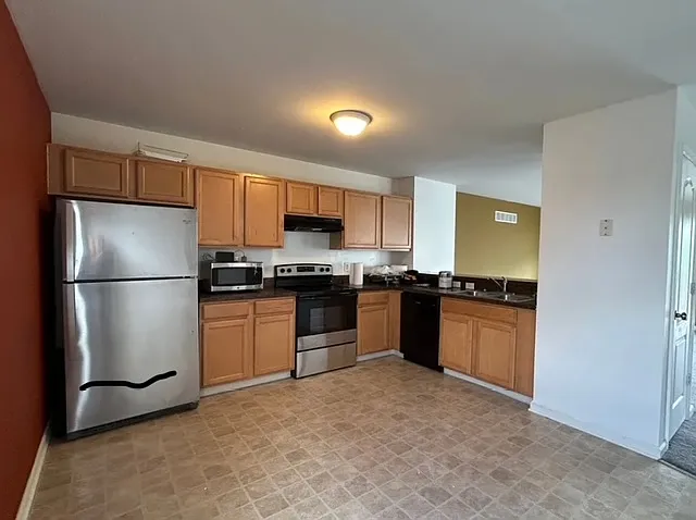 Building Photo - 338 Northdown Dr #338