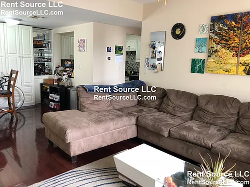 170 Gore St #304 Photo 1