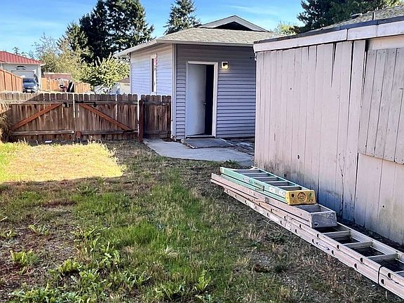 4th image of 973 Cathlamet Drive
