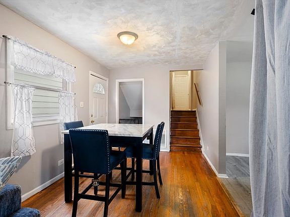 5th image of 11435 S Davol St