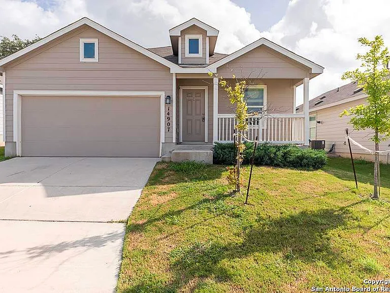 14907 Greenfield Ml — Photo 1