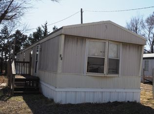 22 Circle Dr, Towanda, KS 67144