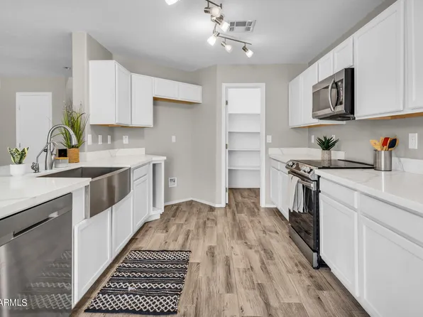 20811 N 9TH Place, Phoenix, AZ 85024