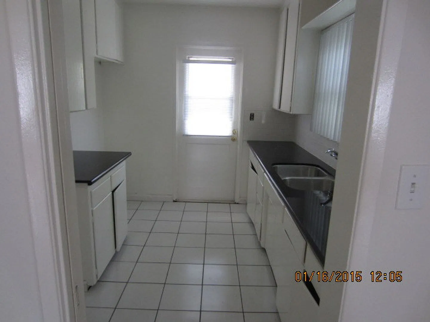 315-319 N. la Peer Dr — Photo 2