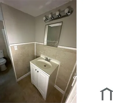 2851 Sophia St #3 — Photo 13