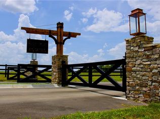 10448 Osage Ridge Ln, Bentonville, AR 72713