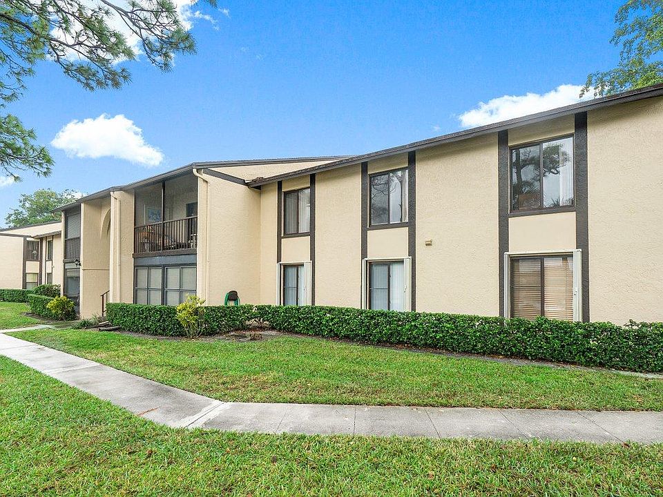 1st image of 814 Sky Pine Way APT E2