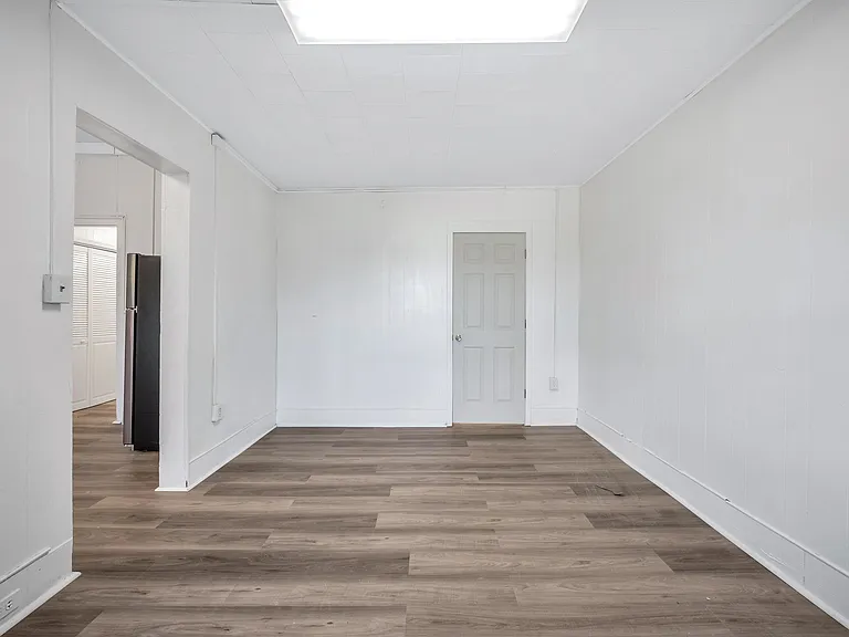 63 N Main St — Photo 5