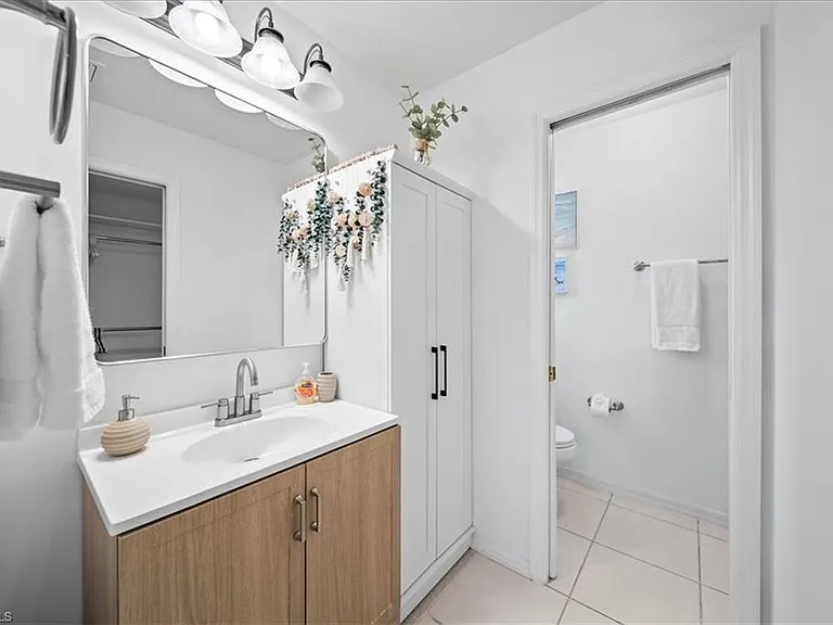 627 Saint Andrews Blvd — Photo 10