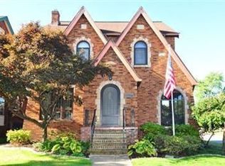 15527 Norway Ave, Cleveland, OH 44111