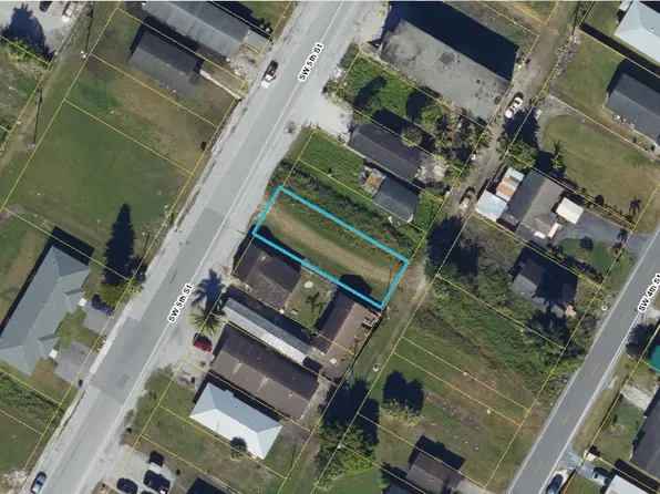 537 SW 5th Street, Belle Glade, FL 33430