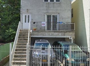 9 Leonard St, Jersey City, NJ 07307