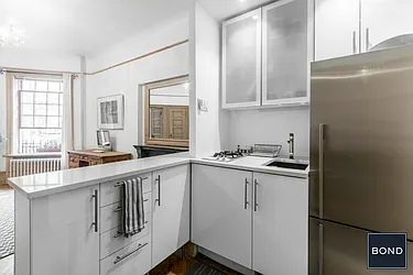 Rented by Bond New York
