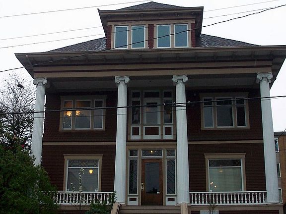 5th image of 1712 Belmont Ave APT 4