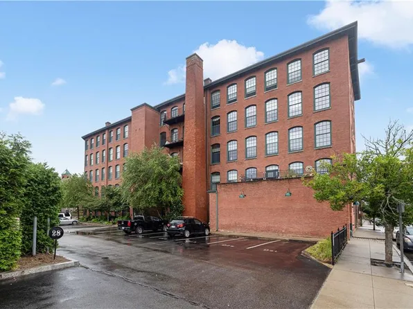 28 Bayley St APT 402, Pawtucket, RI 02860