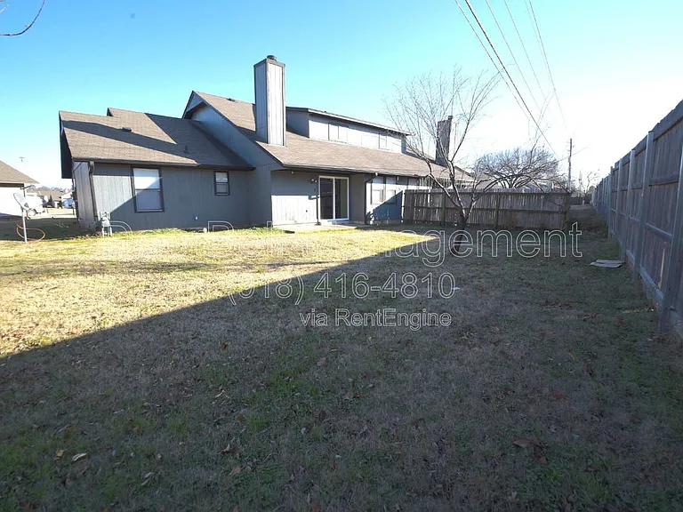 1514 E 73rd Pl — Photo 19