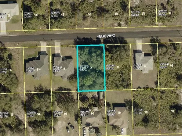 2707 48th St W, Lehigh Acres, FL 33971