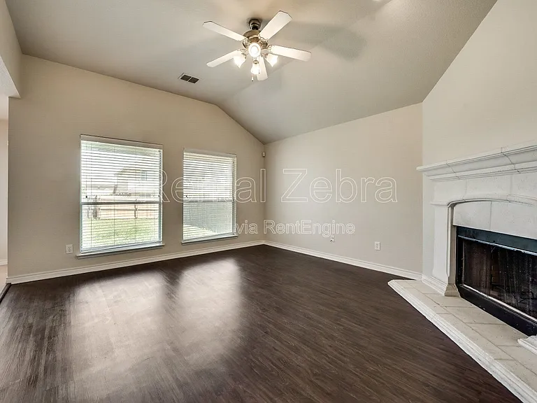 4216 Summersweet Ln — Photo 2