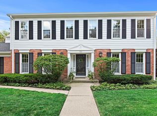 723 Sheridan Rd, Wilmette, IL 60091