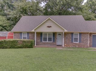 1173 Woodbridge Dr, Clarksville, TN 37042