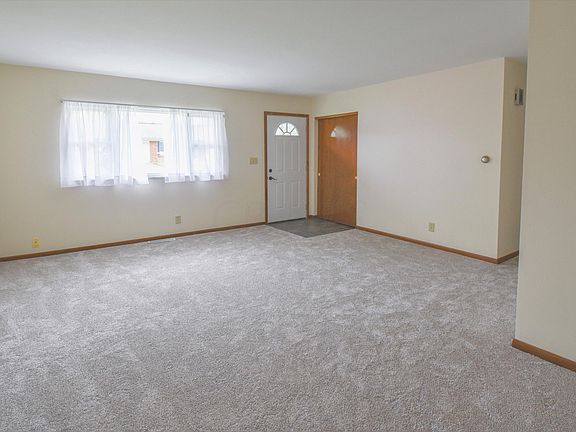 4th image of 407 Alford Dr