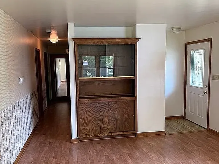 1820 E North St — Photo 3