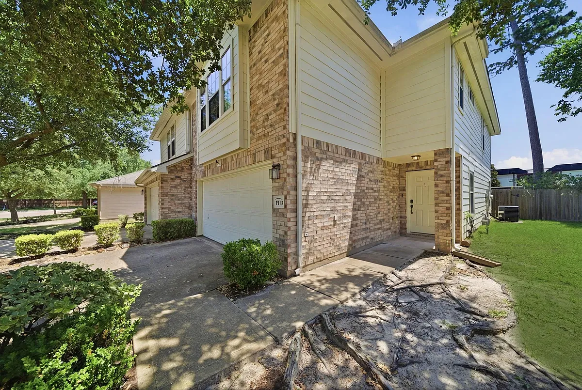 Photo 2 of 20 - 5110 Redemption Cir - Houston, TX Building Photo - 5110 Redemption Cir