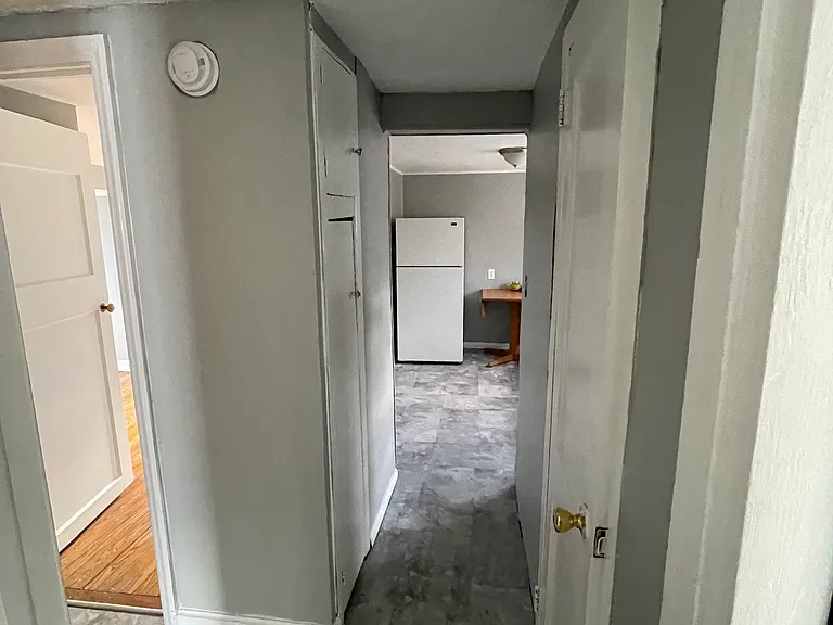 182 Woodland St — Photo 8
