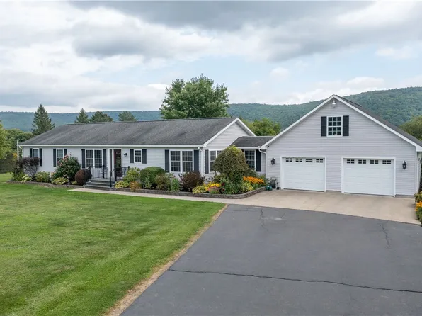 399 Angelica St, Almond, NY 14804