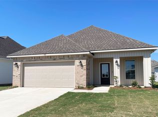 760 Venecia Dr, Bossier City, LA 71111