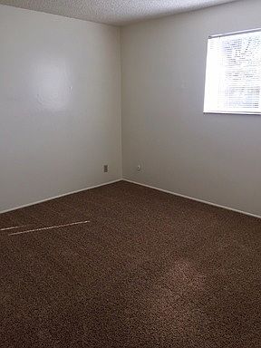 1st image of 4425 S Fairbourne Ave APT 01