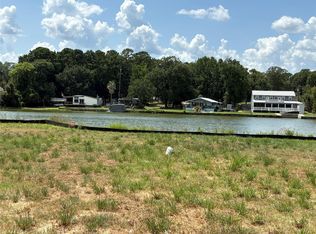 13264 Lake Conroe Bay Rd, Willis, TX 77318